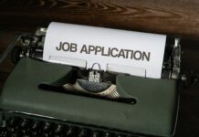 Fachkräftemangel in der Schweiz: Ursachen, Aussichten und Lösungen für KMU job